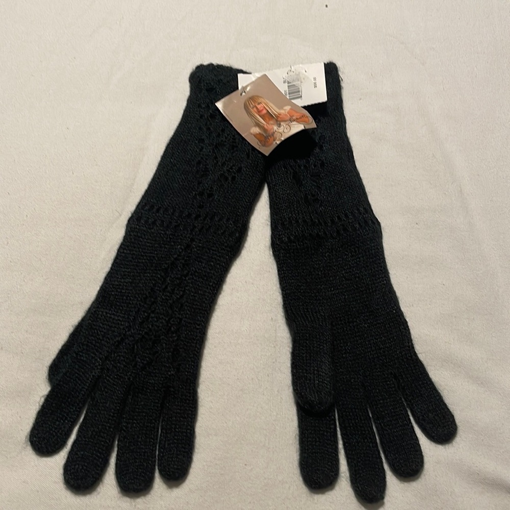 Betsey Johnson gloves